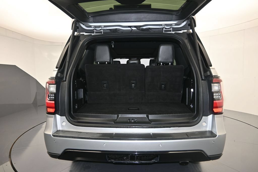 Used 2019 Ford Expedition Limited w/ Equipment Group 303A RWD image 26
