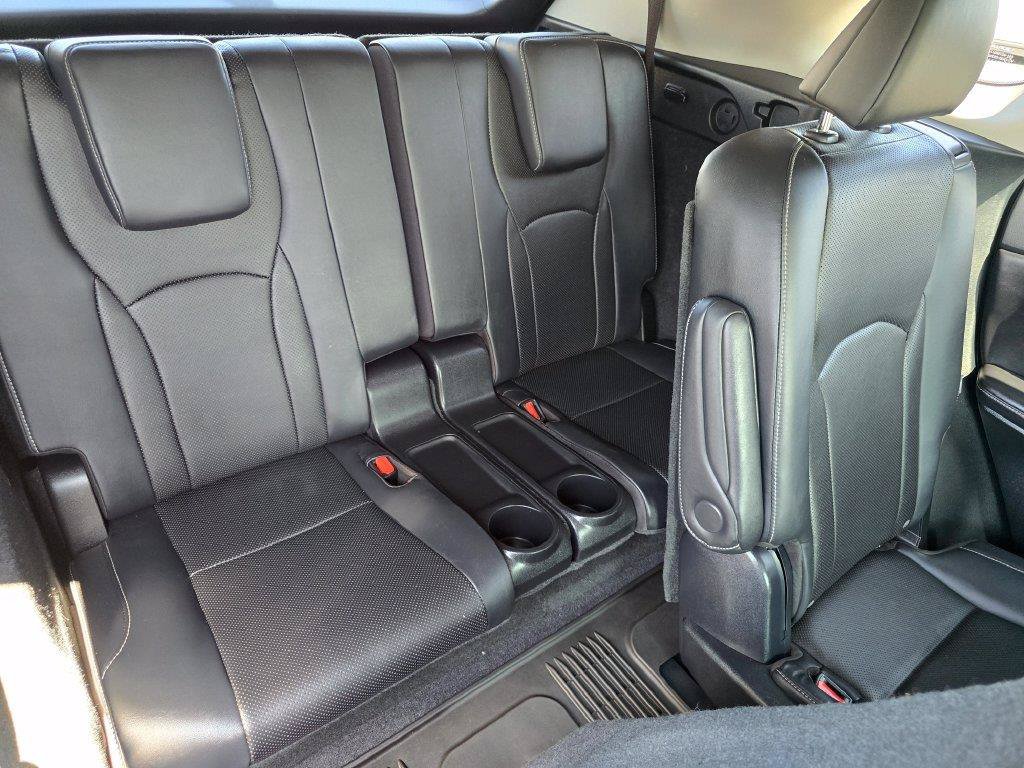 Used 2022 Lexus RX 350L Premium w/ Premium Package AWD/4WD image 14