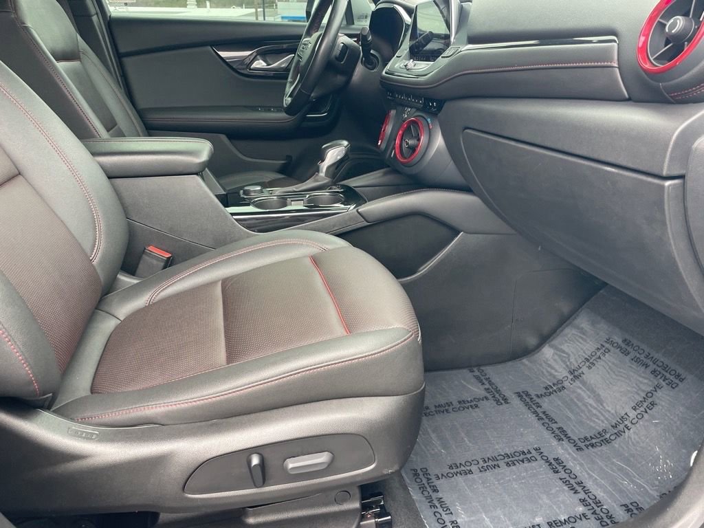 Used 2021 Chevrolet Blazer RS w/ Enhanced Convenience Package image 26