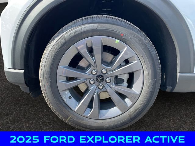 New 2025 Ford Explorer Active image 14