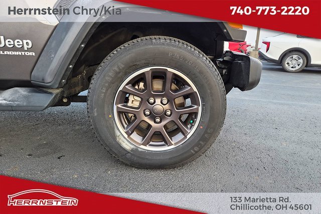 Used 2021 Jeep Gladiator Overland image 28