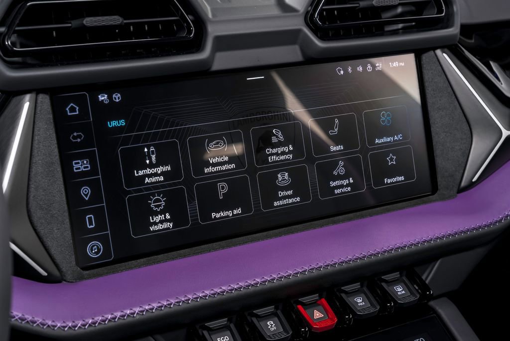 Used 2025 Lamborghini Urus SE image 67