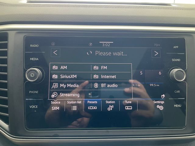 Used 2021 Volkswagen Atlas Cross Sport SE image 28