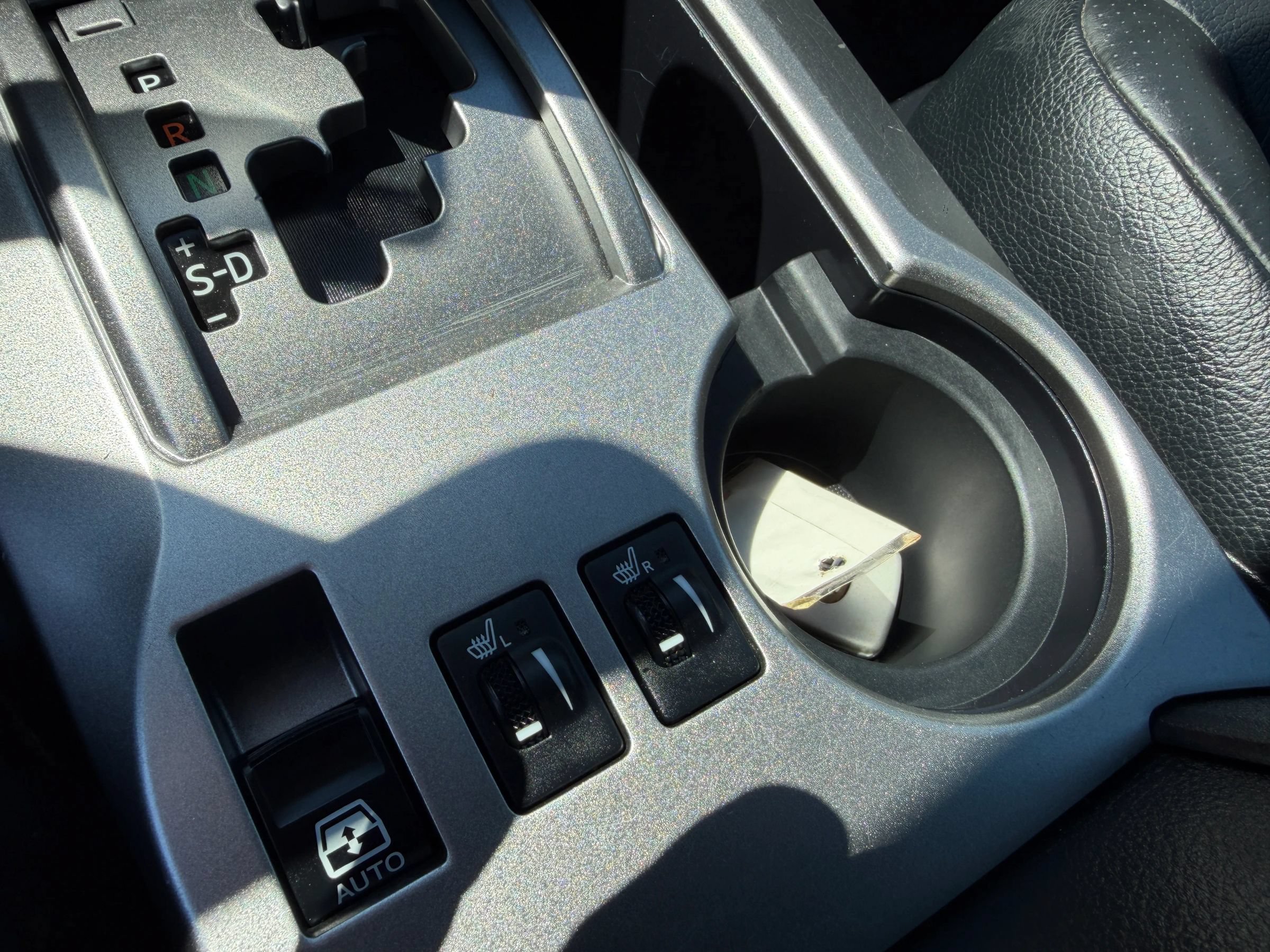 Used 2012 Toyota 4Runner Limited AWD/4WD image 19