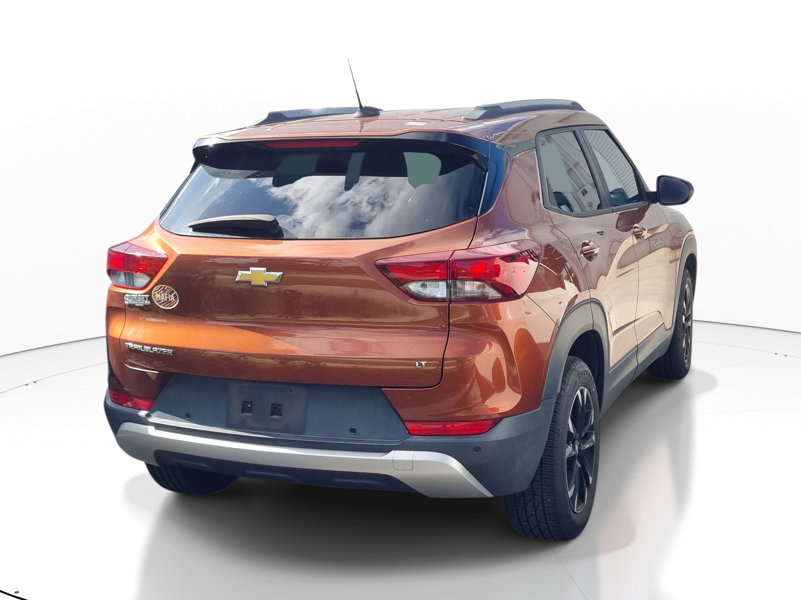 Used 2021 Chevrolet TrailBlazer LT w/ Premium Seating Package FWD image 9