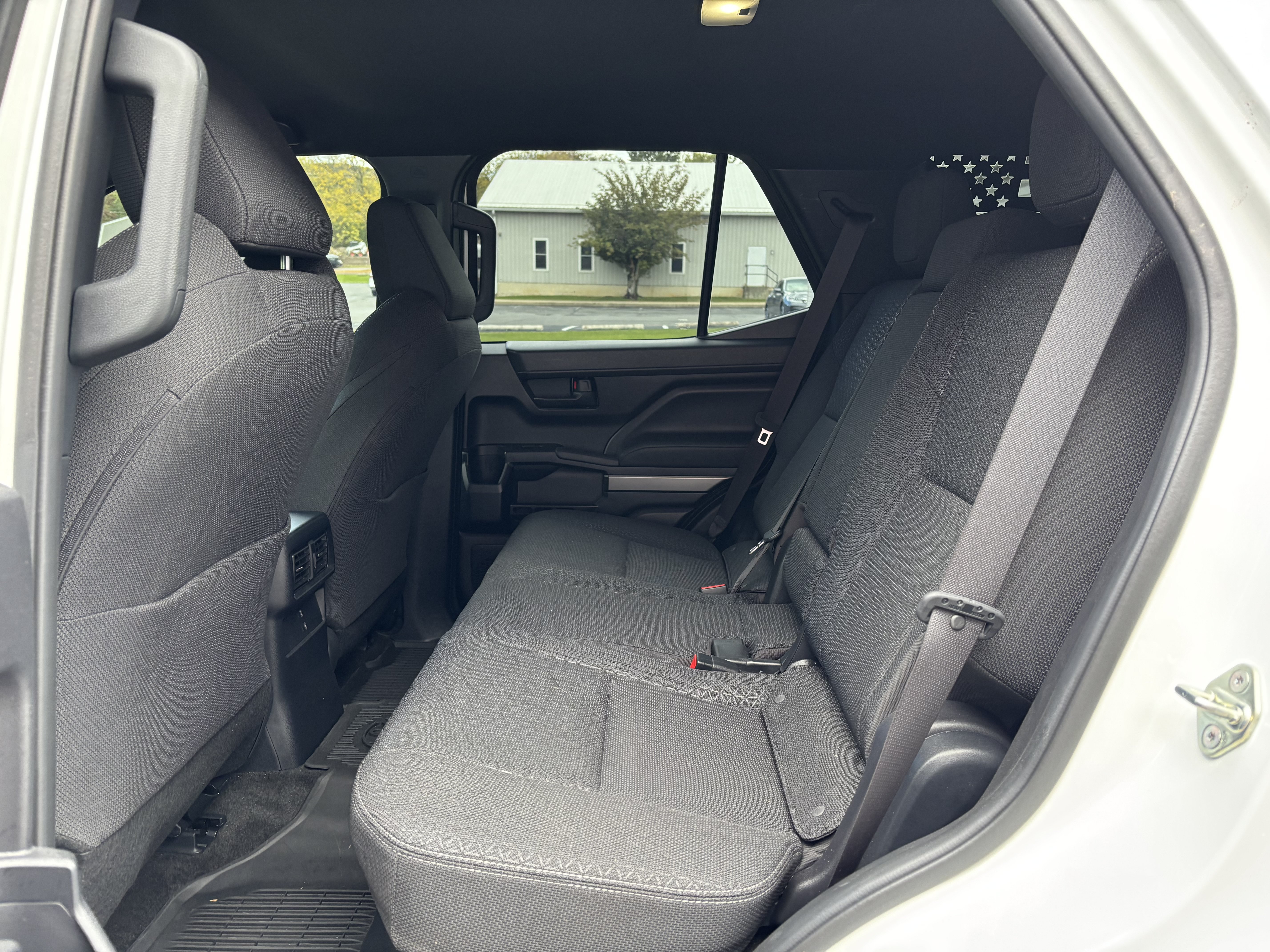 Certified 2025 Toyota 4Runner SR5 AWD/4WD image 14