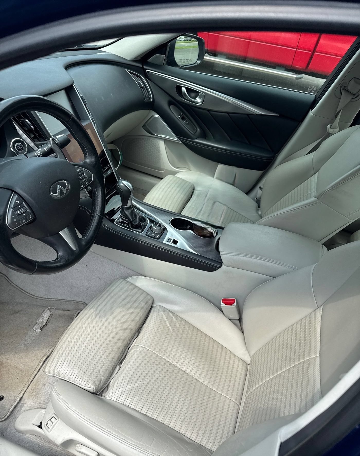 Used 2017 INFINITI Q50 Sport AWD/4WD image 6