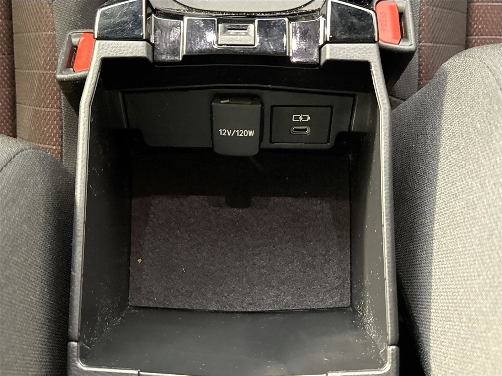 Certified 2024 Toyota Corolla SE image 29