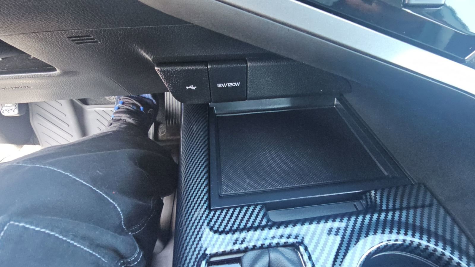 Certified 2023 Toyota Camry LE w/ Convenience Package image 19