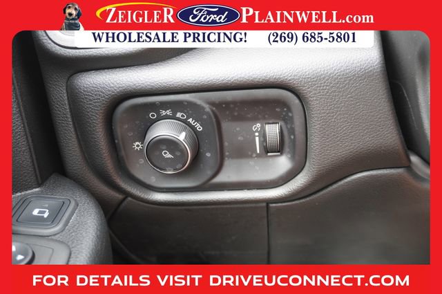 Used 2023 RAM 3500 Tradesman image 27