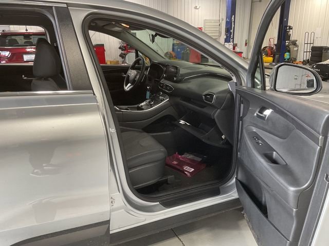 Used 2023 Hyundai Santa Fe SE w/ Cargo Package image 11