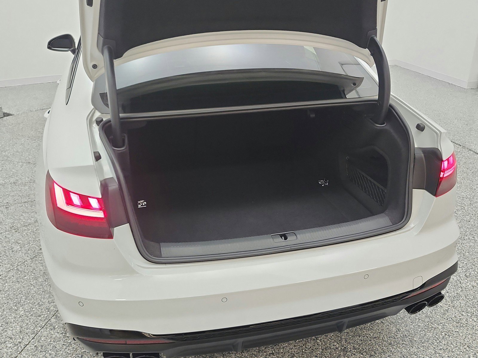 Used 2023 Audi S4 Premium Plus w/ Premium Plus Package image 20