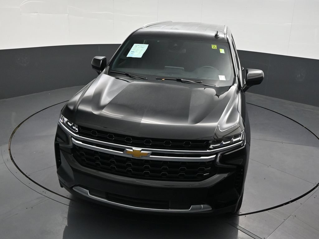 Used 2024 Chevrolet Suburban LS RWD image 23