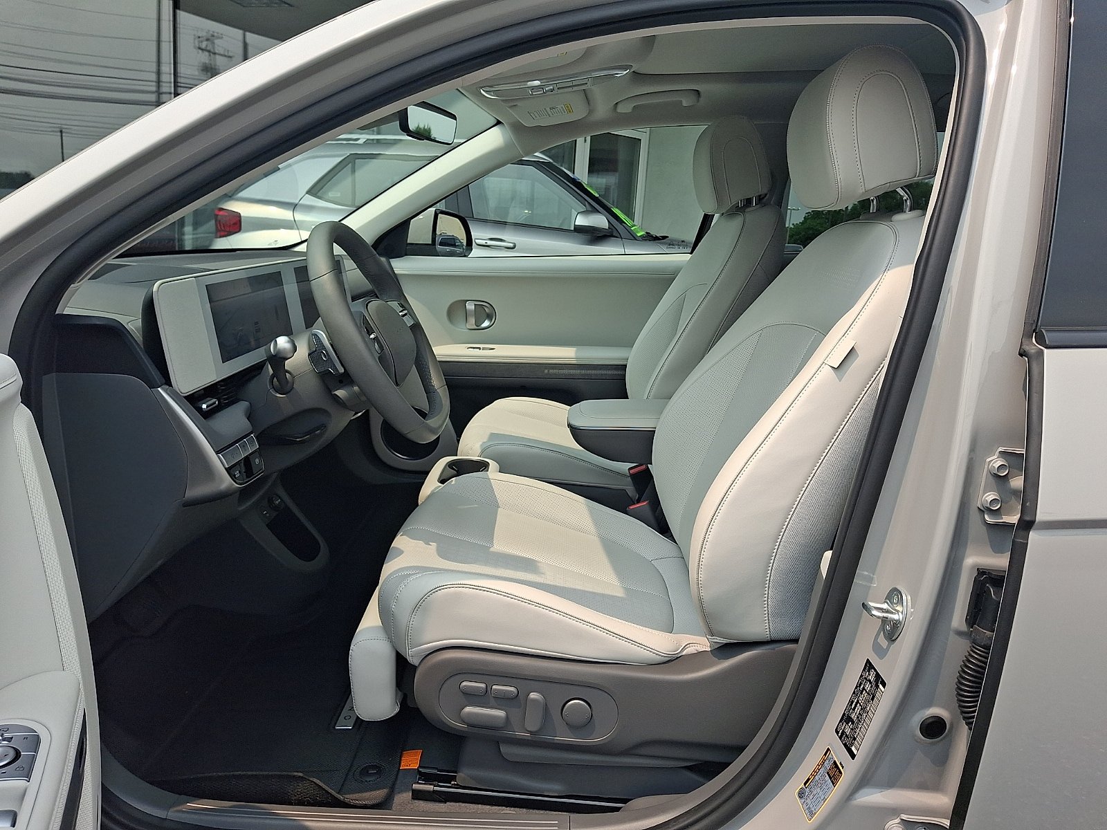 Certified 2023 Hyundai Ioniq 5 Limited AWD/4WD image 14