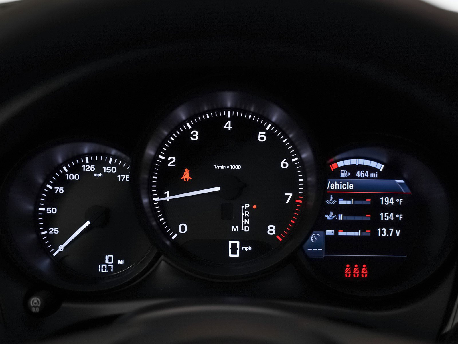 New 2026 Porsche Macan image 18