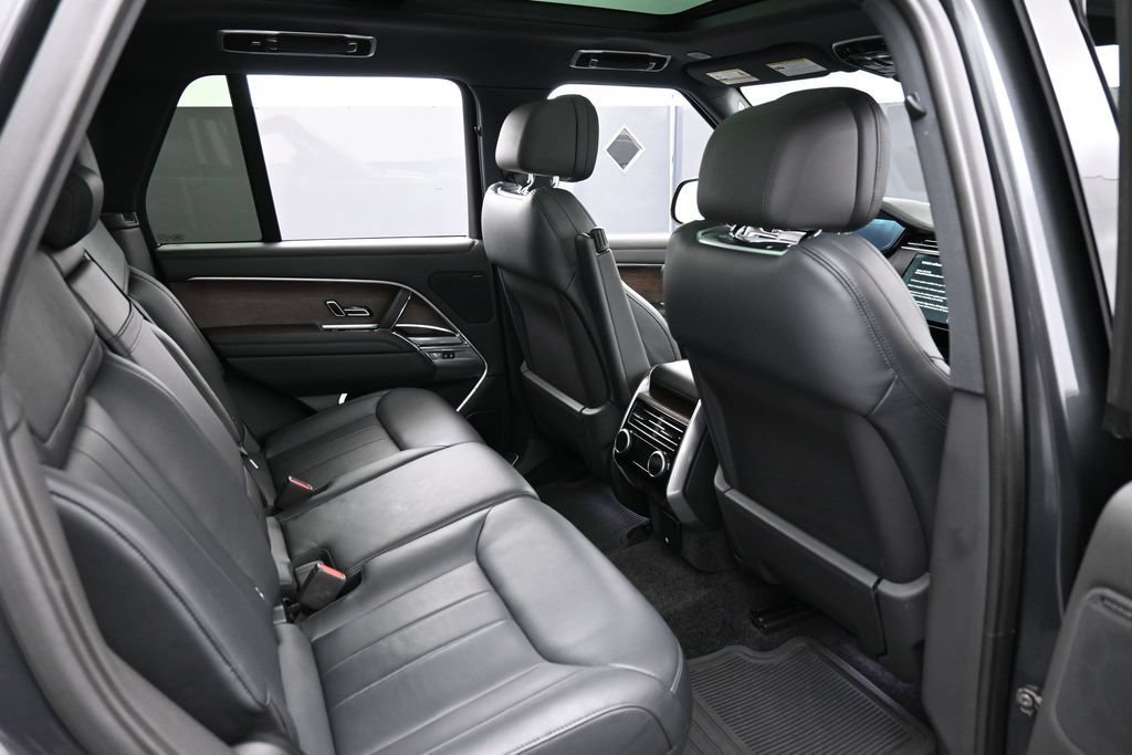 Used 2023 Land Rover Range Rover SE AWD/4WD image 27