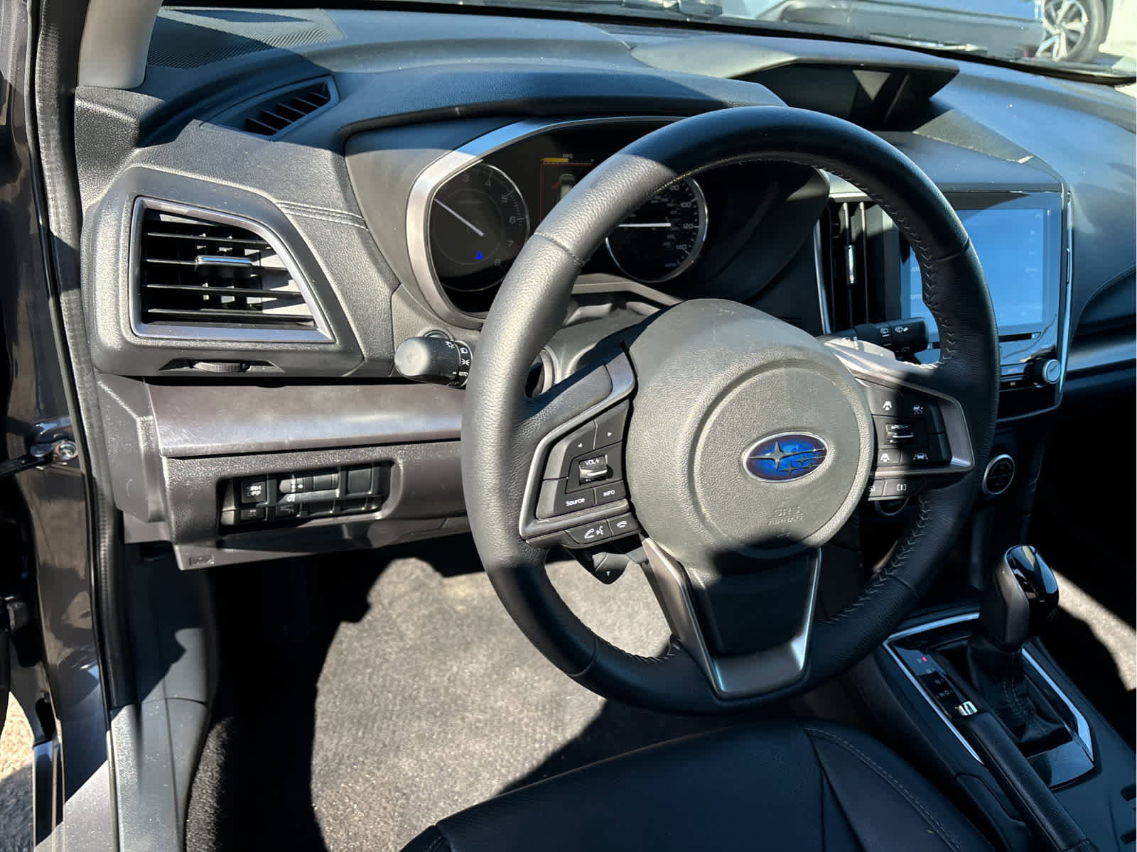 Used 2022 Subaru Impreza 2.0i Limited image 10