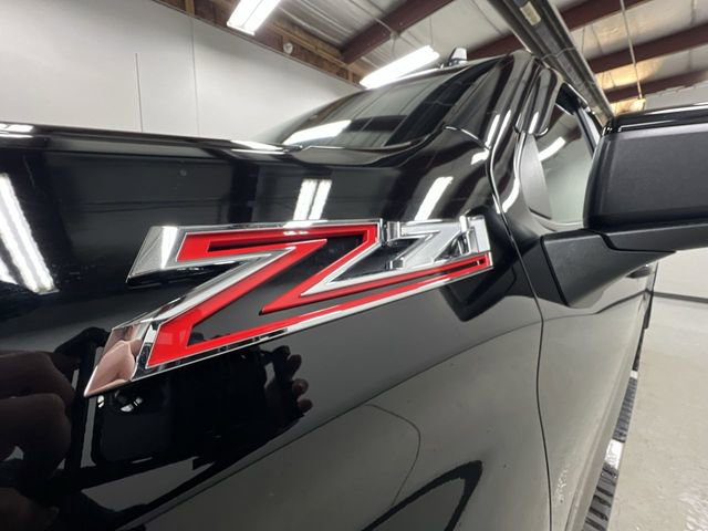 Certified 2025 Chevrolet Silverado 1500 LT Trail Boss w/ Convenience Package II image 32