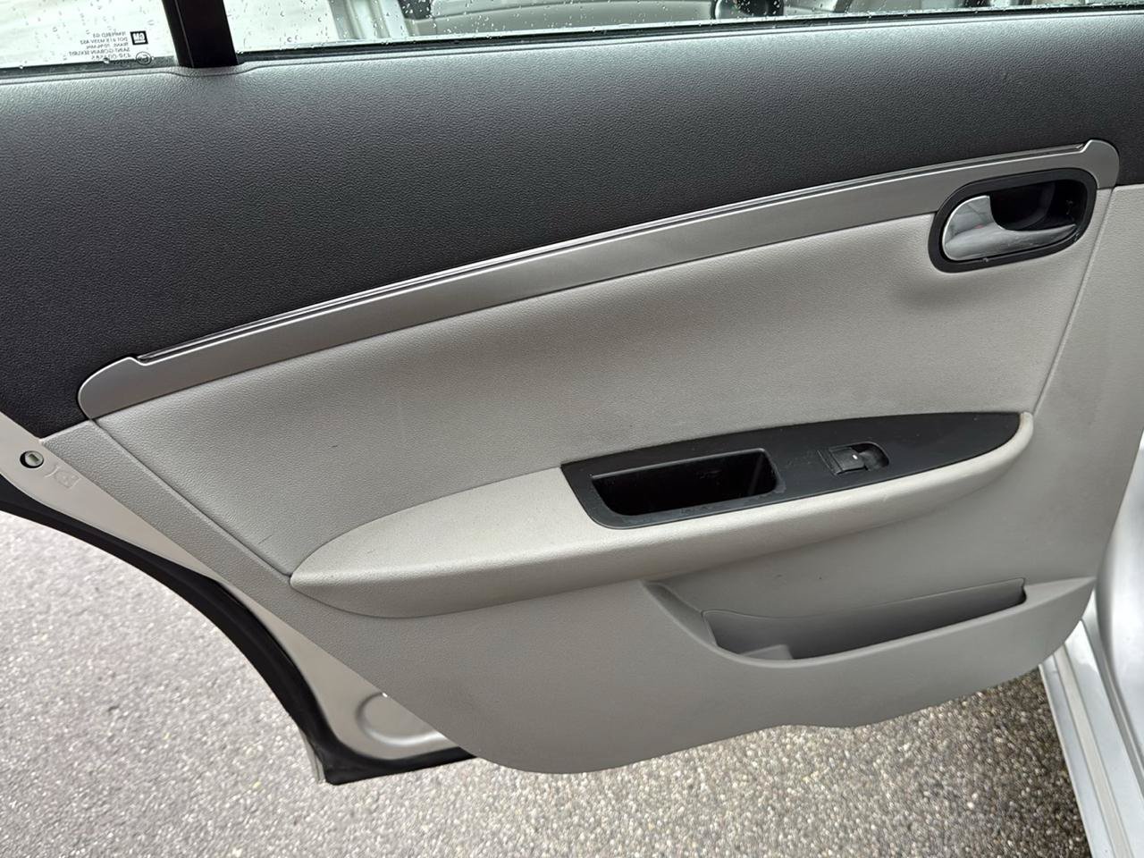 Used 2009 Saturn Aura XE FWD image 15