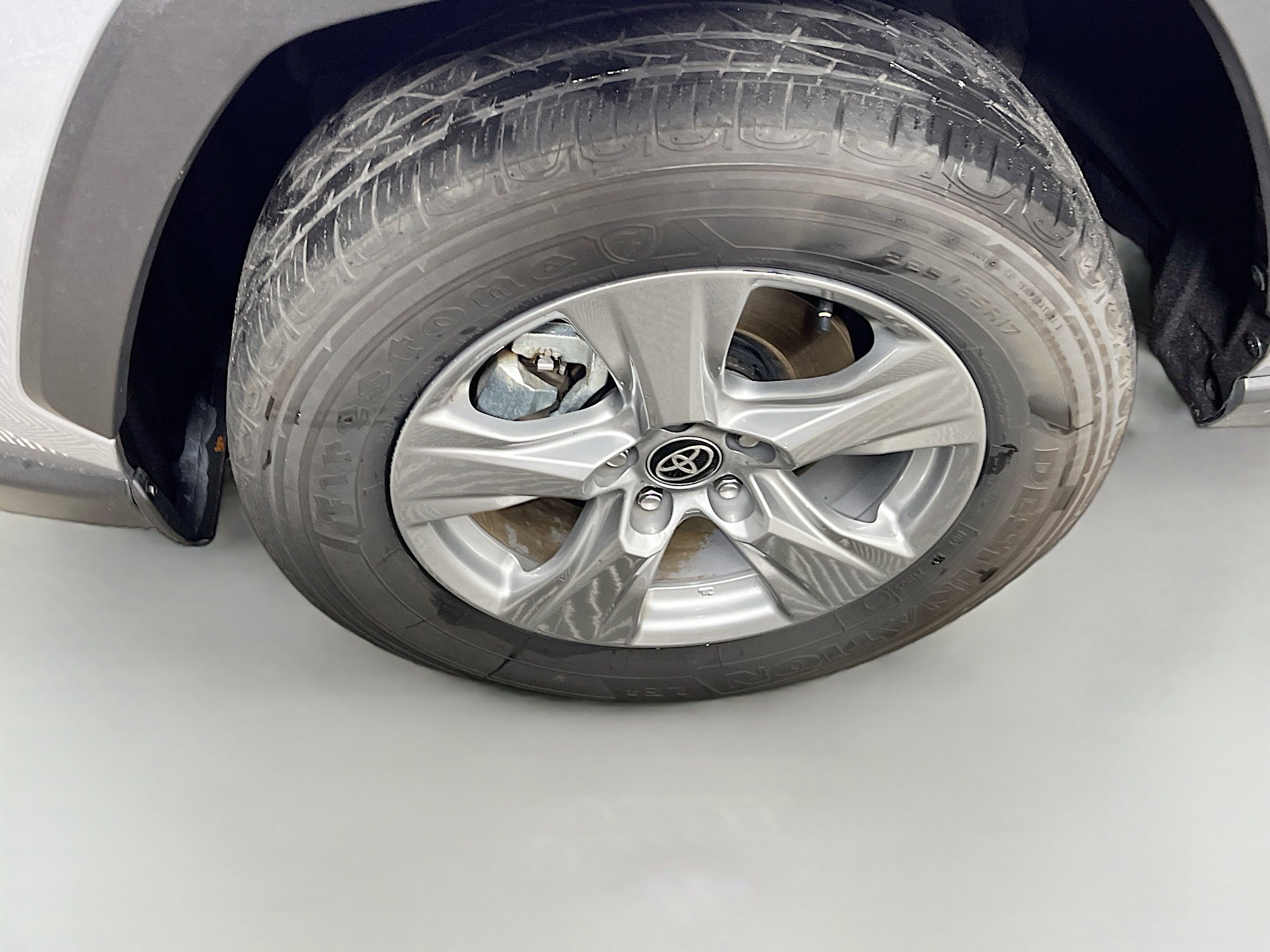 Used 2025 Toyota RAV4 XLE AWD/4WD image 14