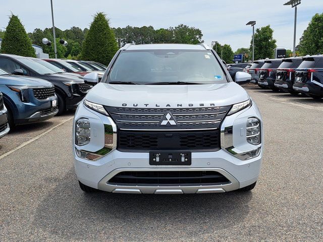 Used 2022 Mitsubishi Outlander SEL AWD/4WD image 3