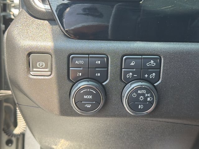 Used 2023 Chevrolet Silverado 1500 RST w/ Convenience Package II AWD/4WD image 34