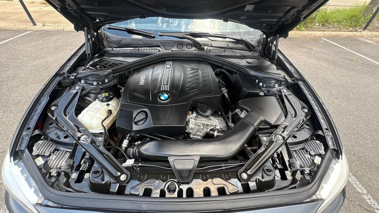 Used 2016 BMW M235i Convertible image 5