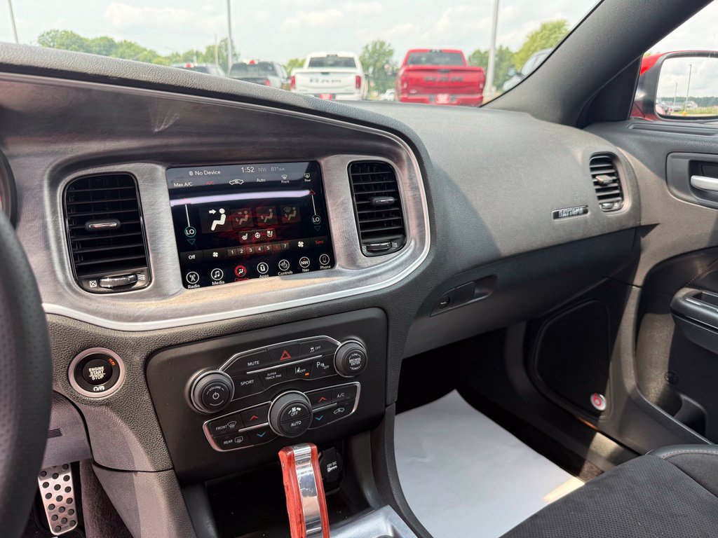 Used 2017 Dodge Charger R/T RWD image 16