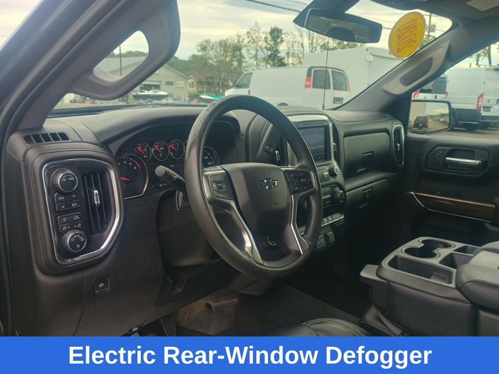 Used 2020 Chevrolet Silverado 1500 RST w/ RST Value Package AWD/4WD image 13
