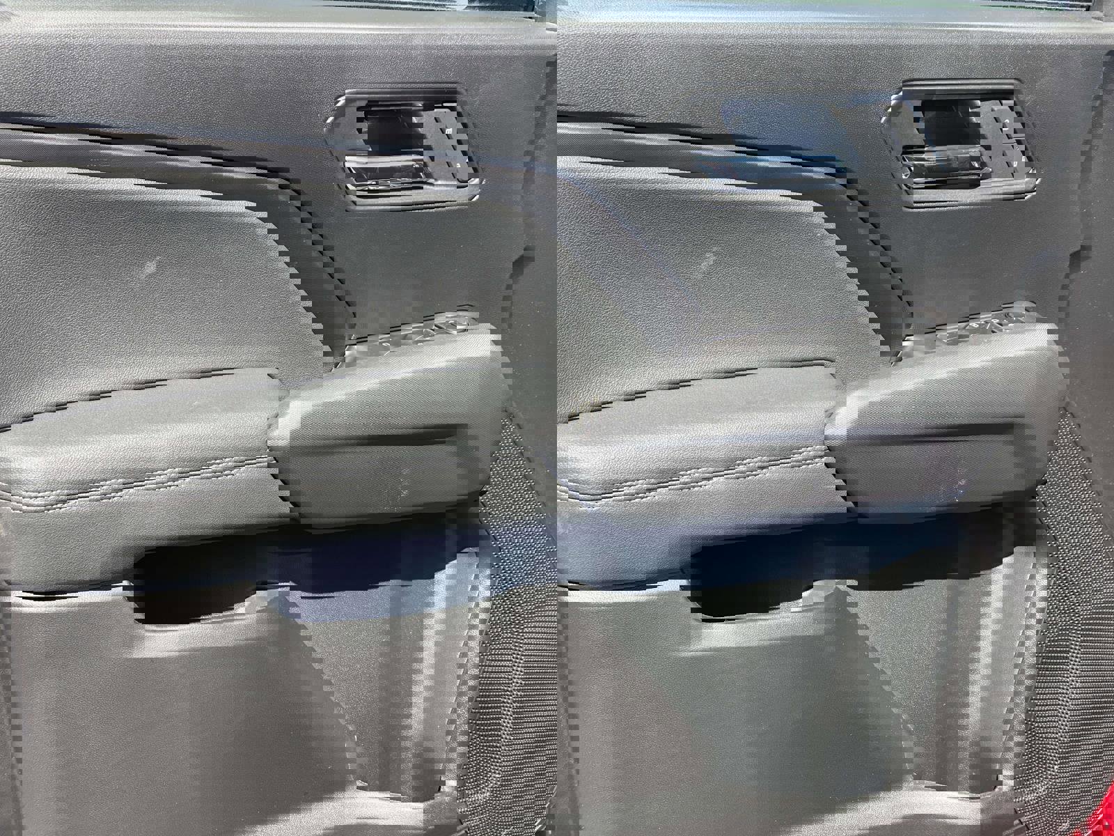 New 2026 GMC Canyon Elevation w/ Convenience Package image 19