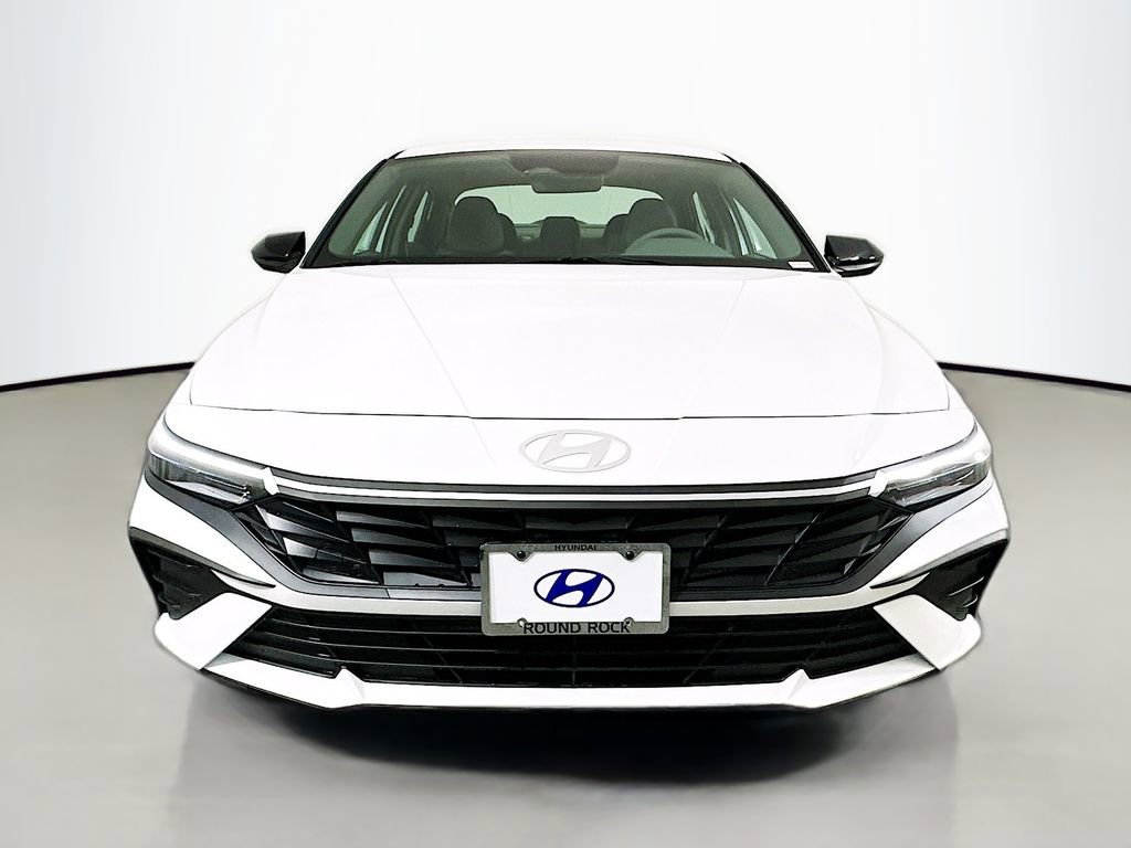 New 2026 Hyundai Elantra Sport image 2