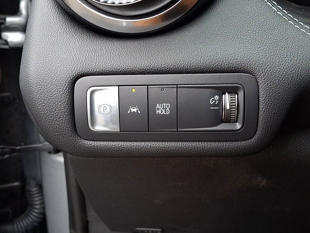 Used 2025 Chevrolet Blazer EV LT image 23