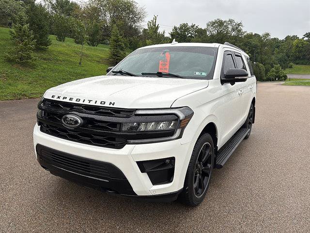 Certified 2023 Ford Expedition Limited AWD/4WD image 8