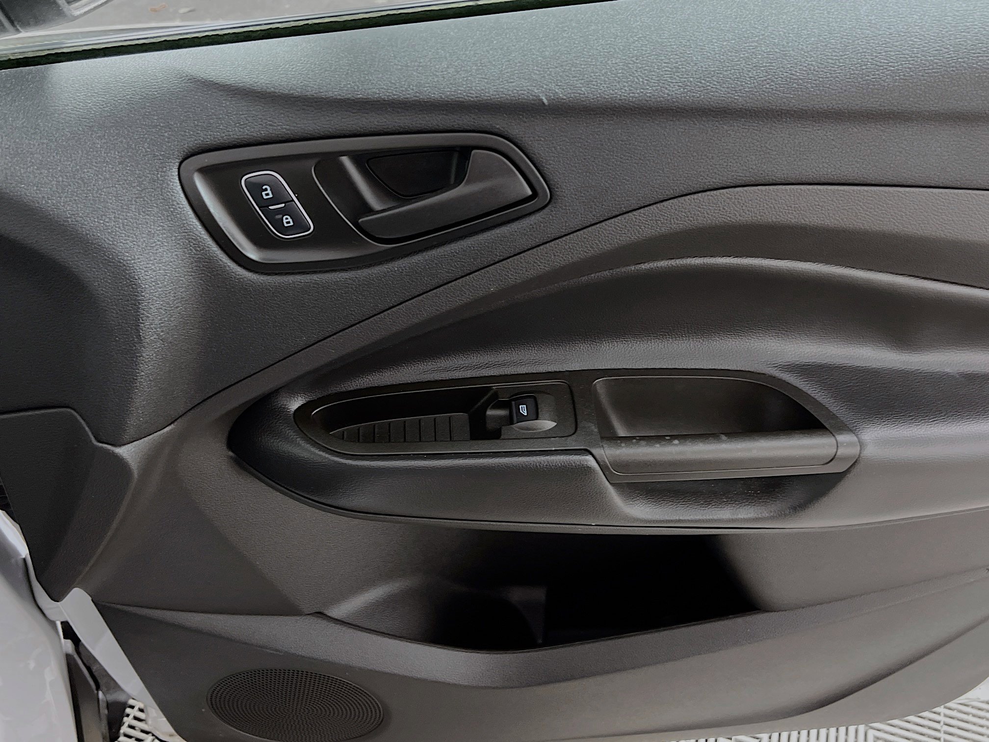 Used 2017 Ford Escape S image 31