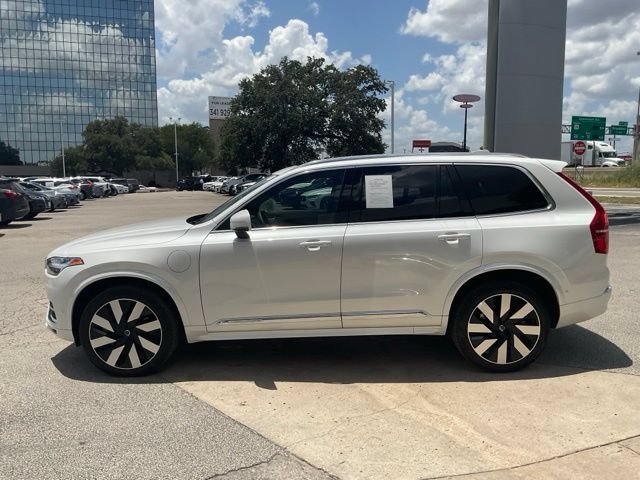 Certified 2023 Volvo XC90 T8 Ultimate w/ Protection Package Premier AWD/4WD image 4