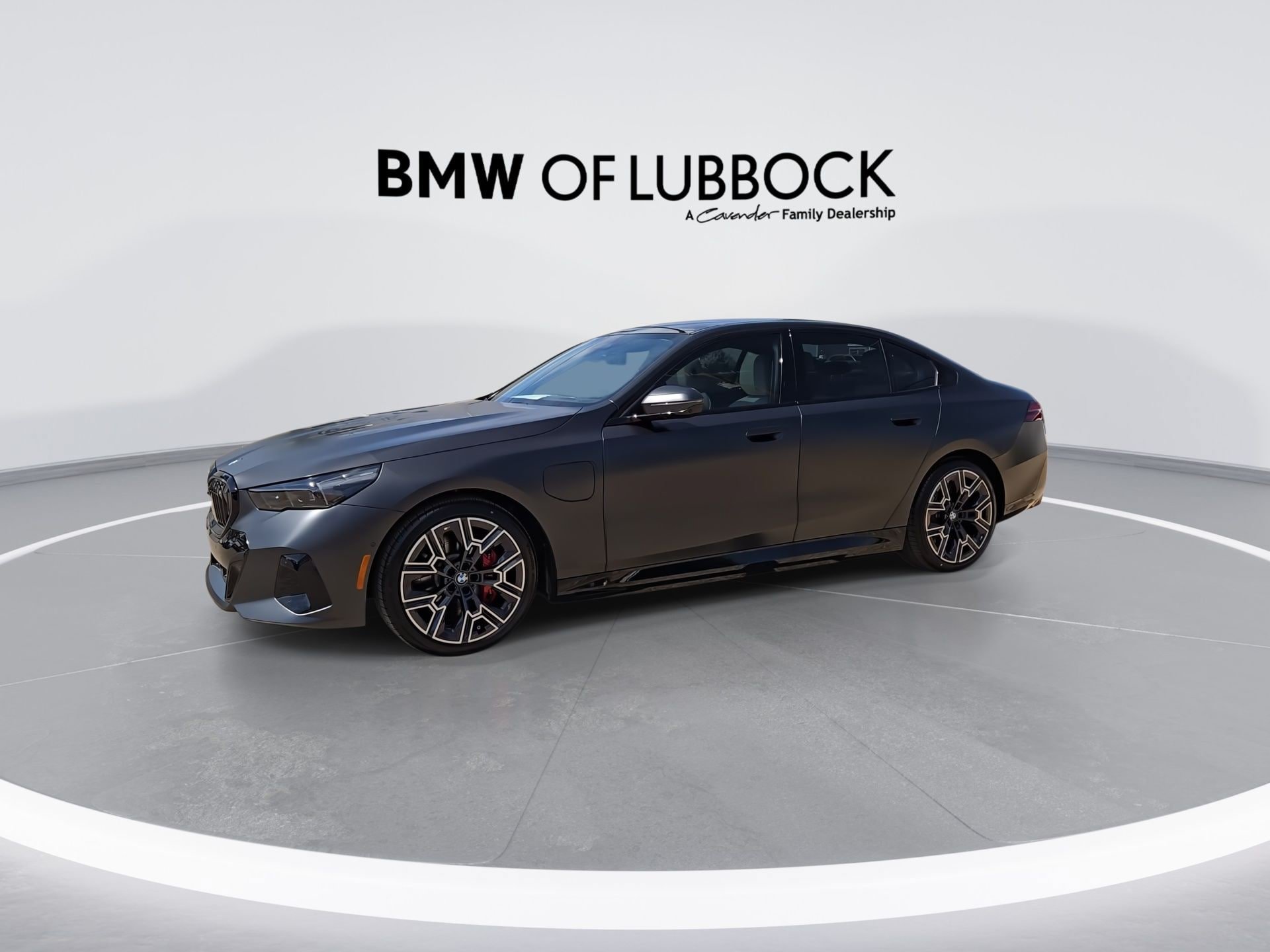 New 2027 BMW 550e xDrive AWD/4WD image 5
