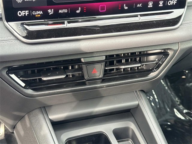 New 2026 Volkswagen Tiguan SE R-Line image 23