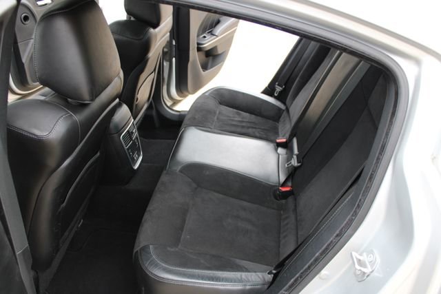 Used 2019 Dodge Charger R/T w/ Plus Group RWD image 41