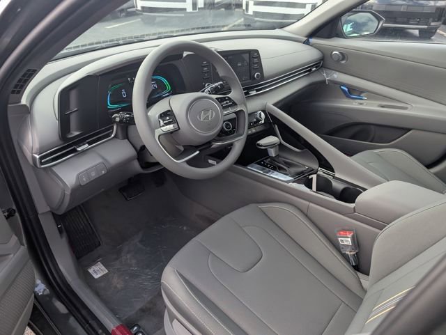 New 2026 Hyundai Elantra Blue image 13