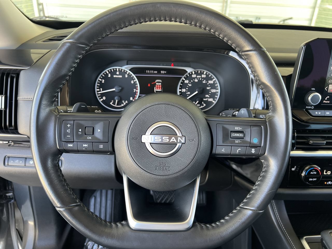 Used 2024 Nissan Pathfinder SV AWD/4WD image 9