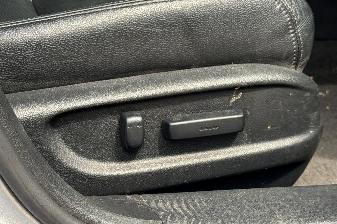 Used 2017 Honda Accord EX-L image 12