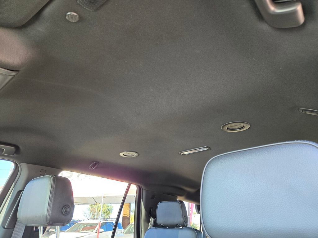 Used 2023 GMC Yukon Denali image 12