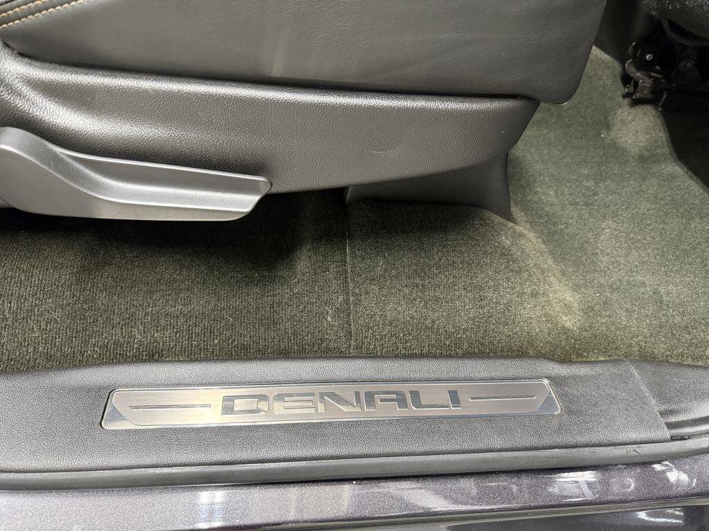 Used 2017 GMC Yukon XL Denali w/ Open Road Package image 41