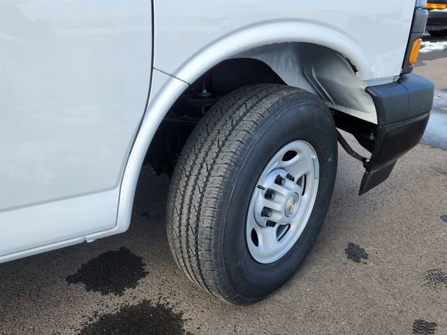 New 2025 Chevrolet Express 3500 w/ Power Convenience Package image 34