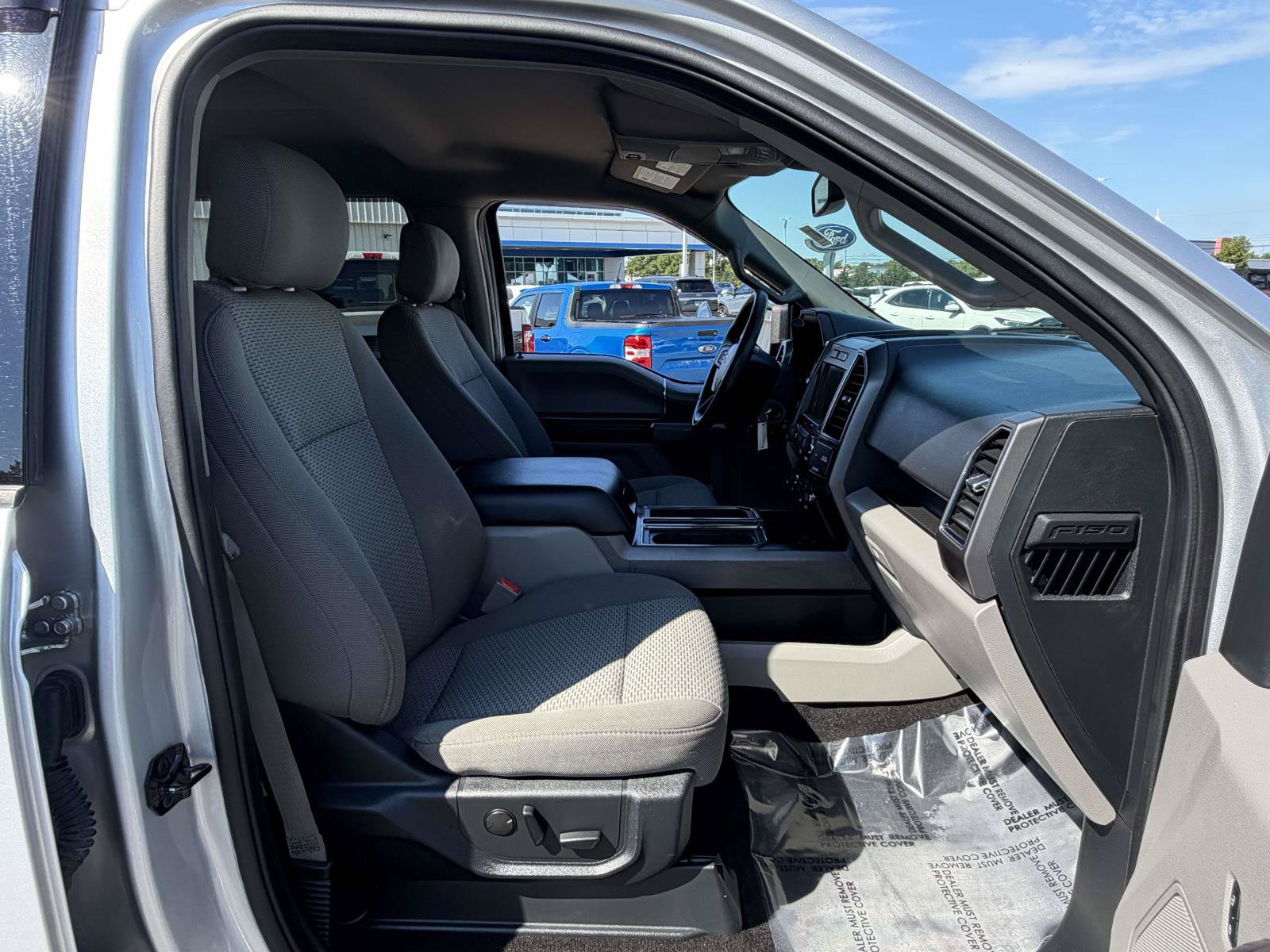 Used 2019 Ford F150 XLT w/ Equipment Group 302A Luxury AWD/4WD image 27