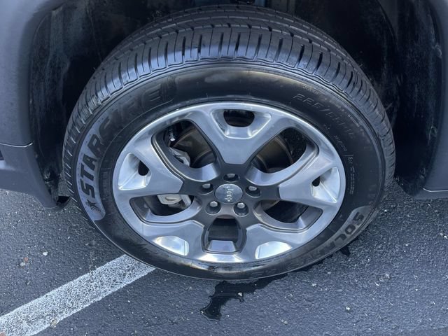 Used 2019 Jeep Compass Limited AWD/4WD image 32