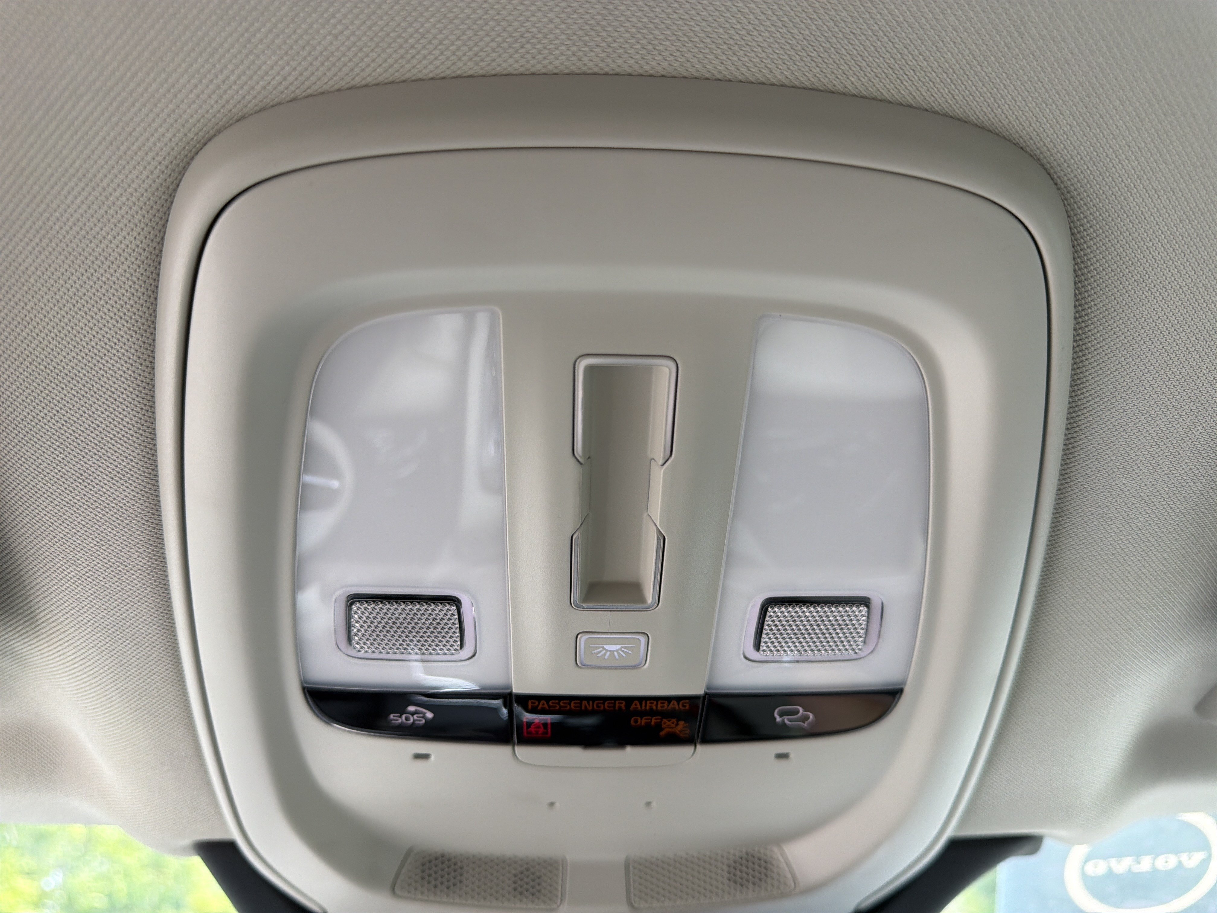 Certified 2023 Volvo XC90 B6 Ultimate w/ Protection Package Premier AWD/4WD image 29