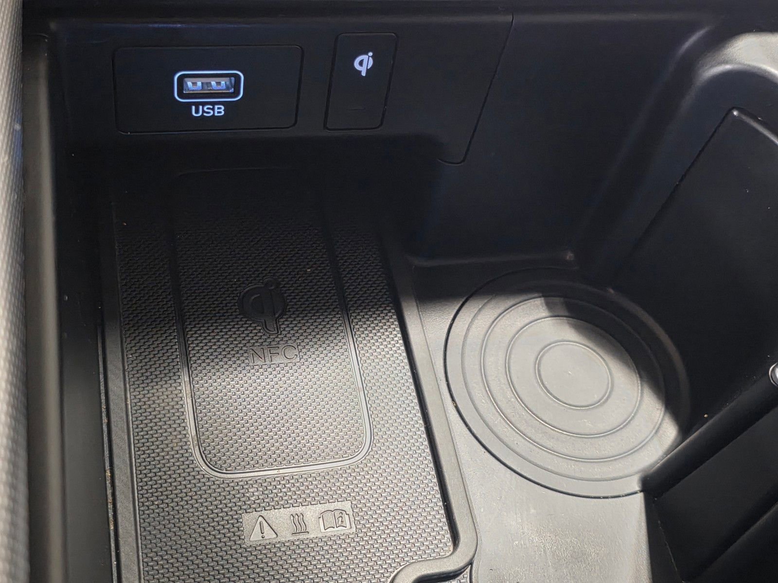 Used 2024 Hyundai Palisade Calligraphy image 30