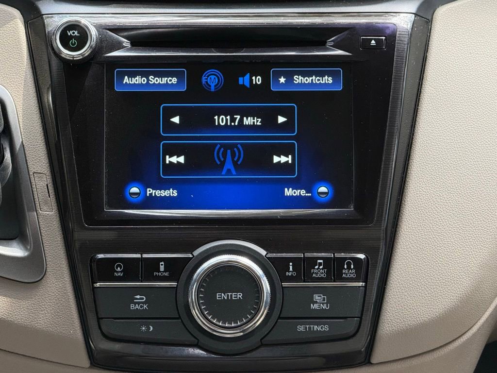 Used 2016 Honda Odyssey Touring Elite image 16