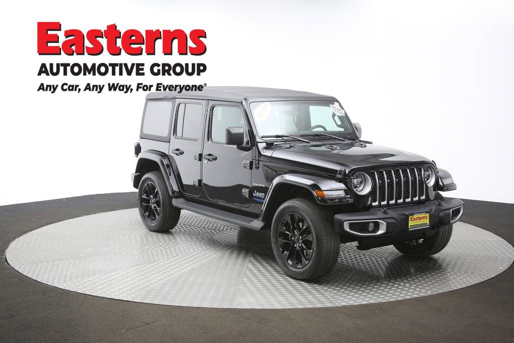 Used 2021 Jeep Wrangler Unlimited Sahara w/ Cold Weather Group AWD/4WD image 50